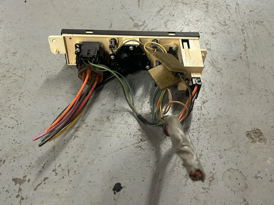 Interruptor de control de aire acondicionado/calentador Camaro 1997-2002 16216451 OEM BONITO Foto 2 de 2