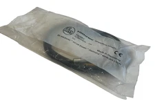 NEW EFECTOR TS-200KCKD10-/US/TS2051 TEMPERATURE SENSOR TS200KCKD10USTS2051