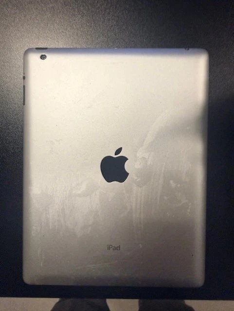 Apple iPad (4th Generation) A1460 32 GB, Wi-Fi + 4G, 9.7 in - White - Image 2 of 2