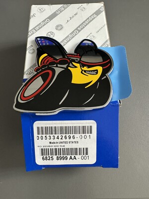 Genuine OEM Mopar Dodge 68258999AA Passenger RH Fender Emblem 2015