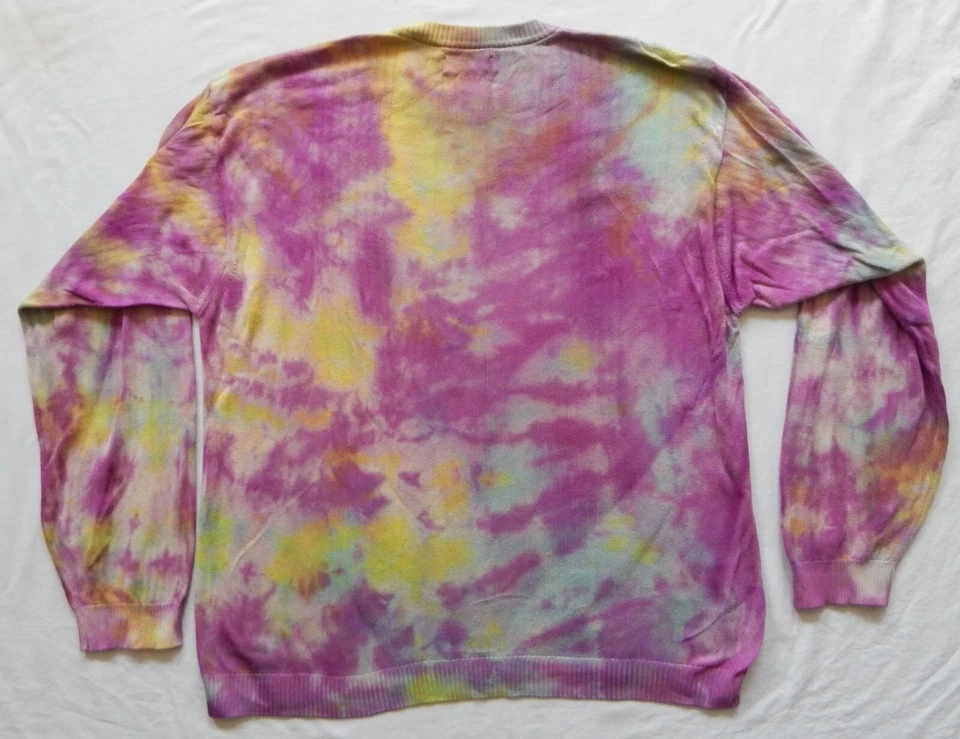 Suéter Pulôver Tie Dye Roxo Amarelo Gola Redonda - Grande Masculino Algodão Feito à Mão - Imagem 3 de 4
