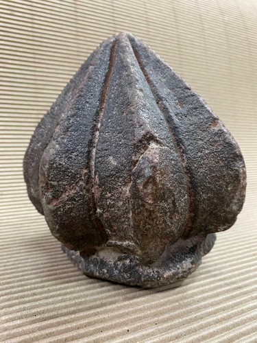 OLD VINTAGE RARE HAND CARVED MEHRAB TOP STONE COLLECTIBLE - Picture 5 of 12