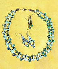 necklace set with double earrings
