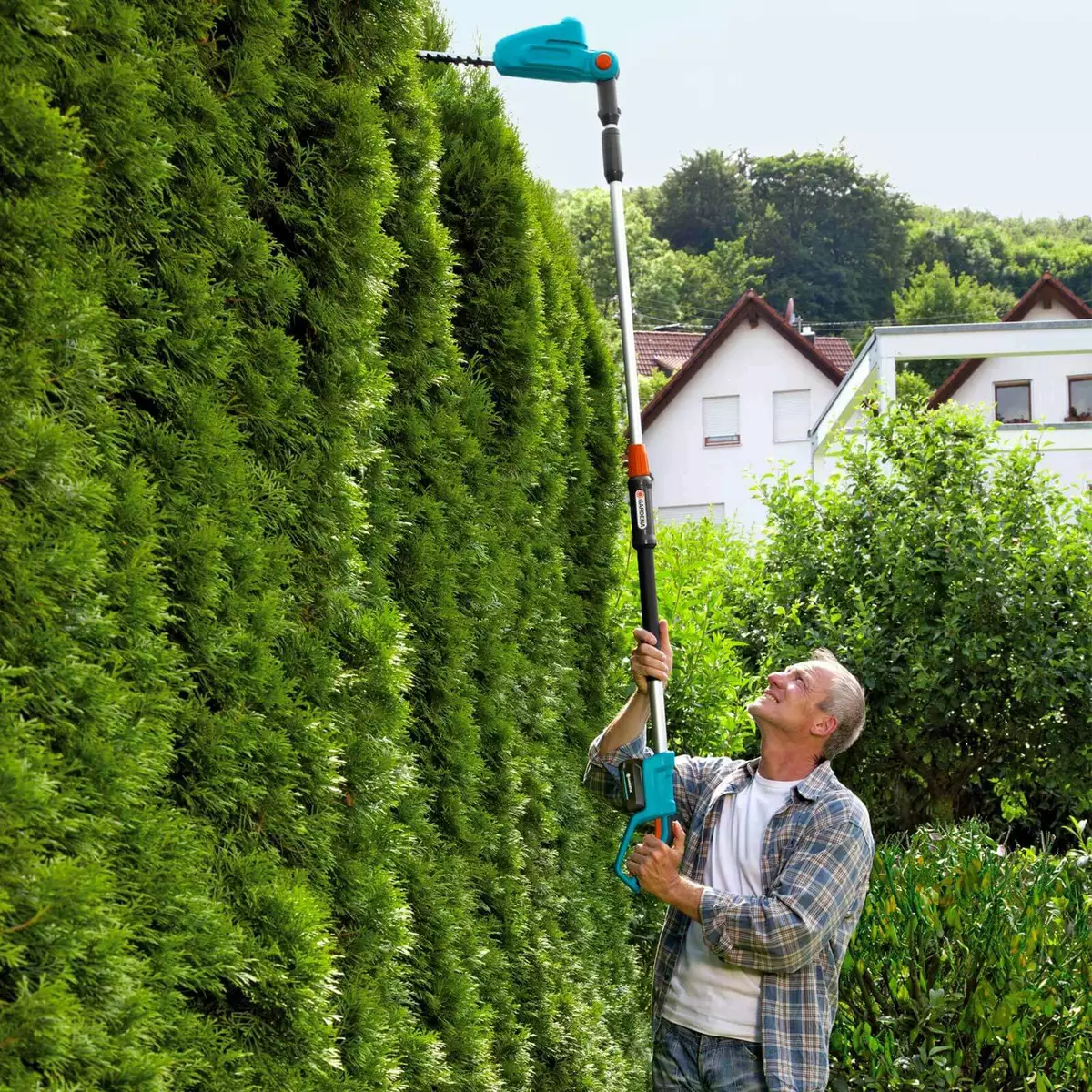 Gardena THS 42 P4A 18v Cordless Telescopic Hedge Trimmer 420mm 1 x