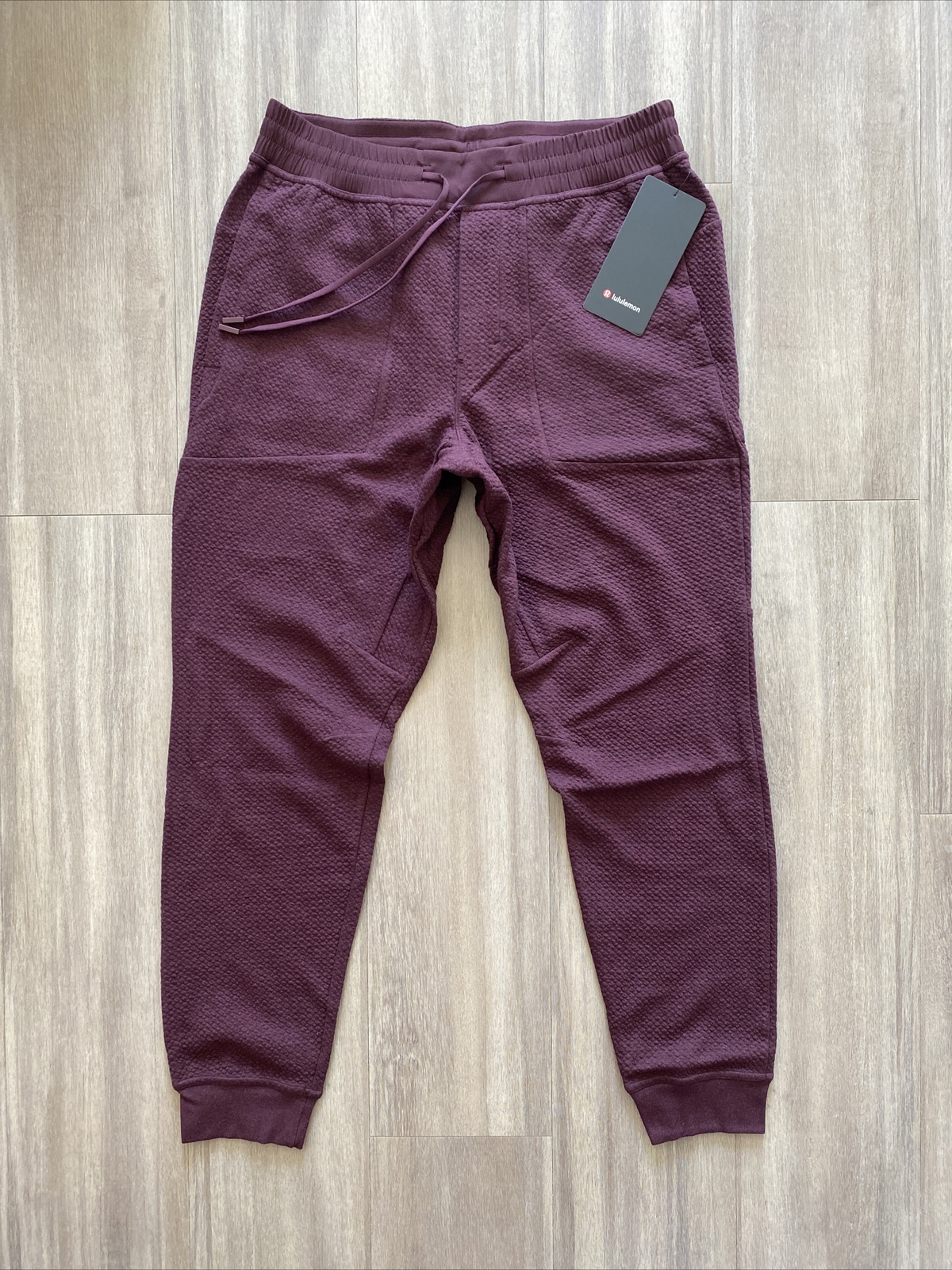 Lululemon At Ease Jogger sz M (Medium) “Cassis”