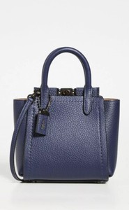 coach troupe tote 16