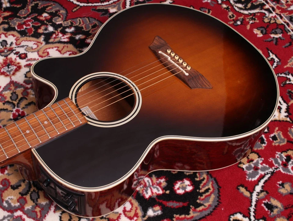 Takamine PT106 Acoustic Electric Guitar Compact Body Spruce Top Japan - Image 3 of 4