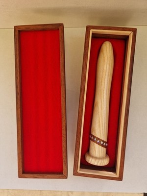 Holzdildo Designerstücke aus Edelholz in Geschenkbox