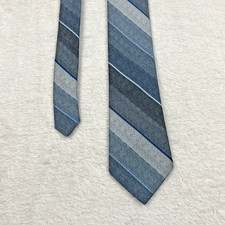 Johnny Carson Blue stripe Men’s Necktie 3 X 53.5 100% Polyester Made In USA