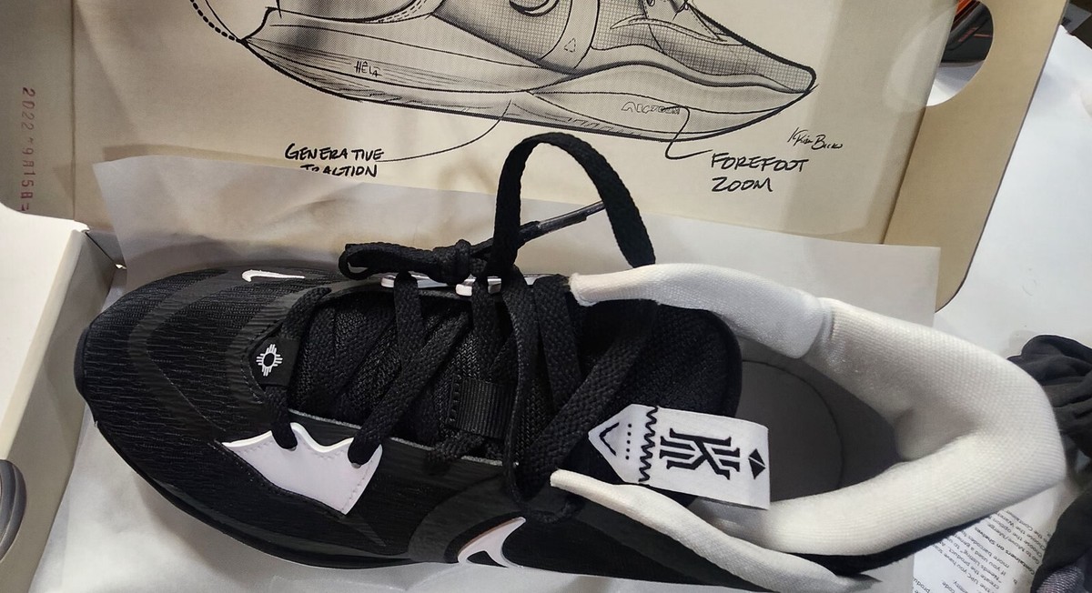 nike kyrie 5 team white black