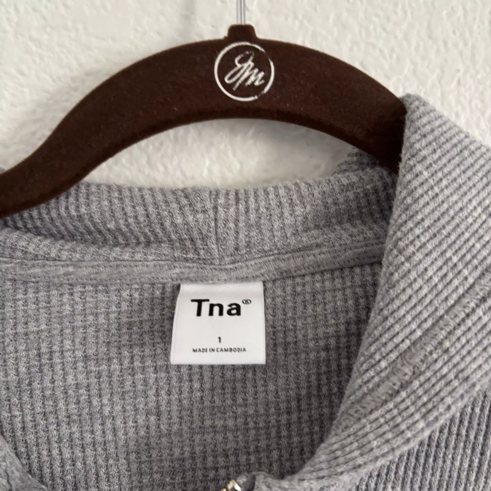 aritzia waffle knit full zip cropped hoodie