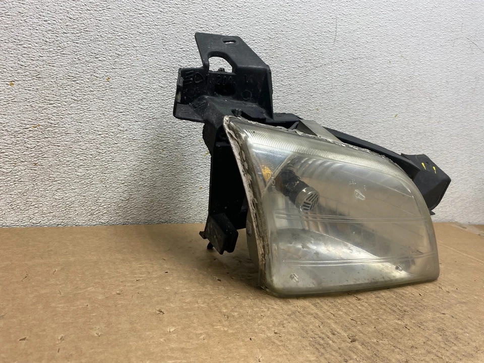 Farol direito do passageiro direito Chevrolet Venture Montana 1997 a 2005 O5879 DG - Imagem 3 de 4