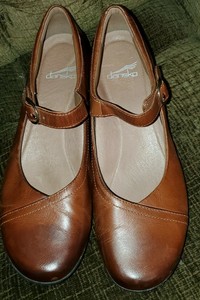 dansko fawna chestnut