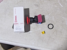 NEW IDEC HW1B-V4F11-R E-Stop switch, 40mm head, Pushlock twist reset