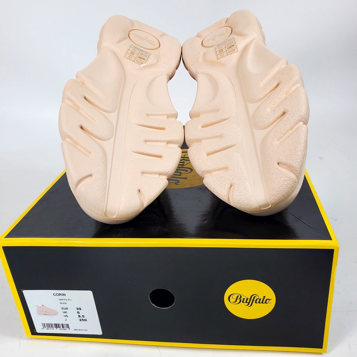 Buffalo London “Corin” Women's NWB Pink Nubuck Chunky Sneaker Lace