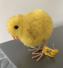Steiff Yellow bird chick miniature wool with button flag Germany 2.25 CUTE