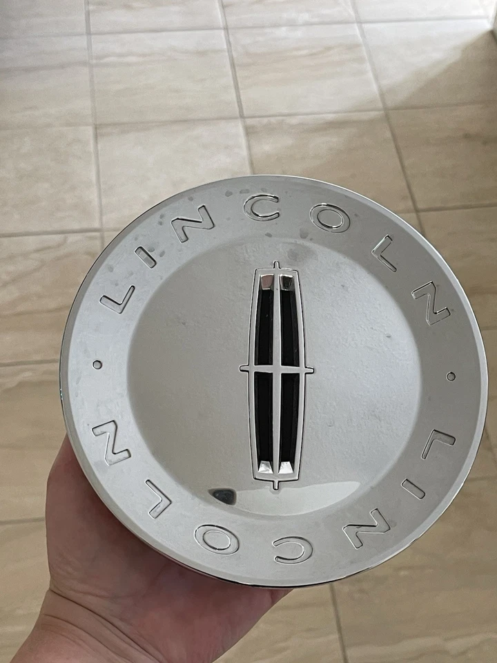 Tapa central Lincoln Mark LT 06-14 06-08 Lincoln Navigator 7L741A096BB bonita cromada Foto 2 de 4