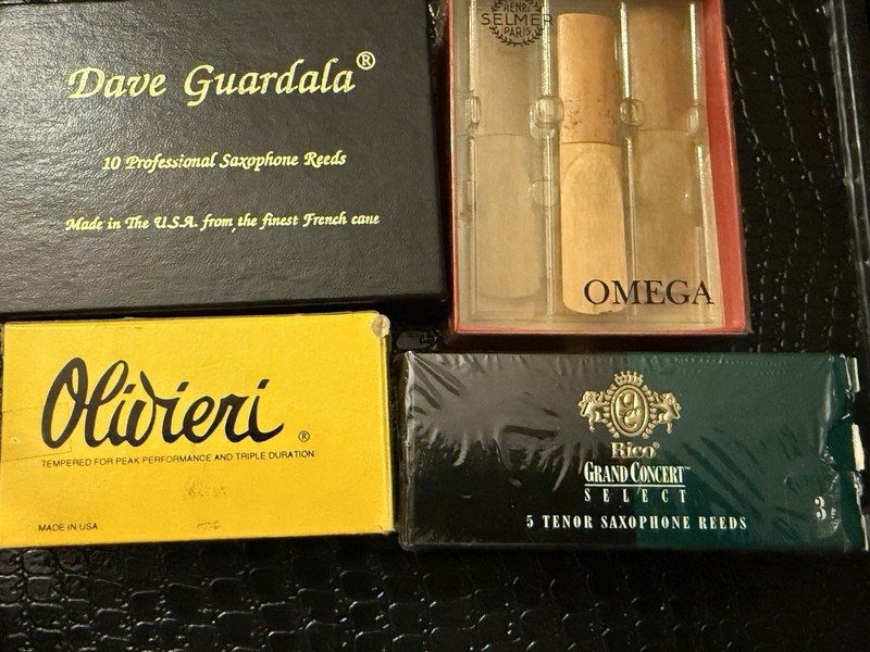 Guardala Olivieri SelmerOmega RICO Grand Concert  20 #3 Tenor Sax Reeds Variety