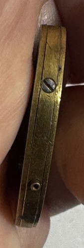 1842 Francese CLEF-CALENDRIER Meccanico Perpetuo Tascabile Calendario Ottone Almanacco - Foto 11 di 16
