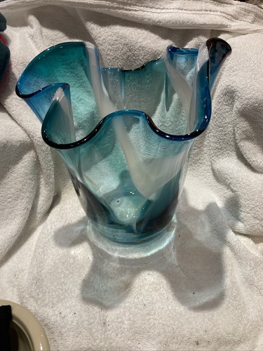 Royal Gallery Poland Teal Vase Handkerchief Ruffle Hand Blown Glass Lg Vase 12" - Picture 22 of 24