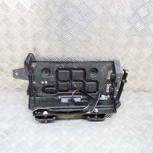 Maserati Ghibli M157 Batteriefach Pad 05112061AK 3.0 Benzin 301kw 2016