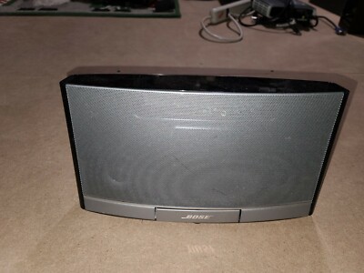 Bose SoundDock Portable Digital Music System NON WORKING