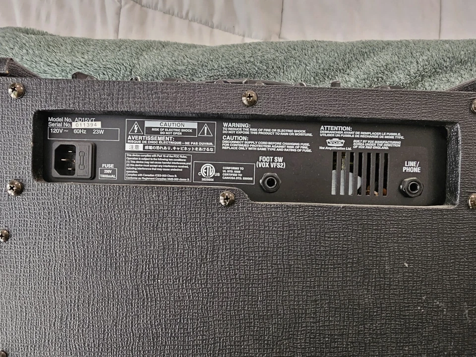 Combo de guitarra VOX AD15VT amplificador de tubo de vacío multiefecto usado Foto 3 de 4