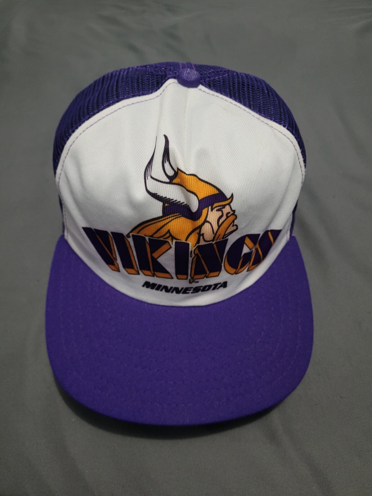 Vintage Minnesota Vikings snapback hat trucker mesh Nos New Era pro design