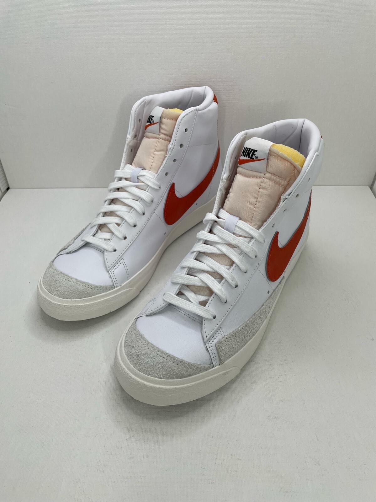 Nike Blazer Mid '77 Casual Shoes White Dark Orange Women’s Size 9.5 DZ4408-100