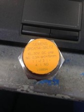 SIEMENS 3RG414-3AL02 30MM PNP PROXIMITY SENSORS NEW QUANTITY!!