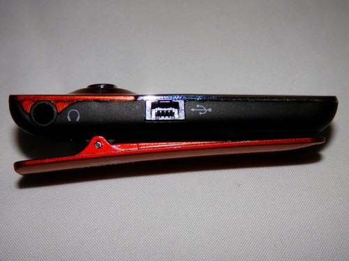 Coby MP550-1G 1GB Micro Clip MP3 Player Used - Qty. (2) Red/Blue - Picture 5 of 8
