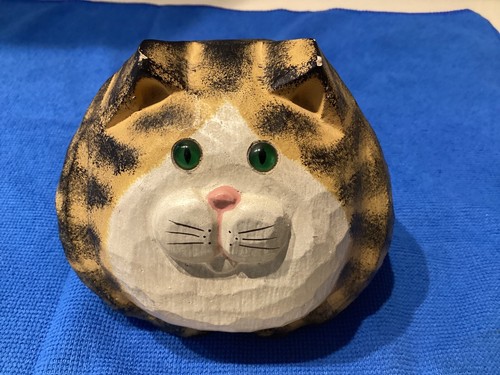 Wooden Calico Cat Figurine Signed James Haddon Orange Ginger Fat Cat Glass Eyes - Picture 1 of 3