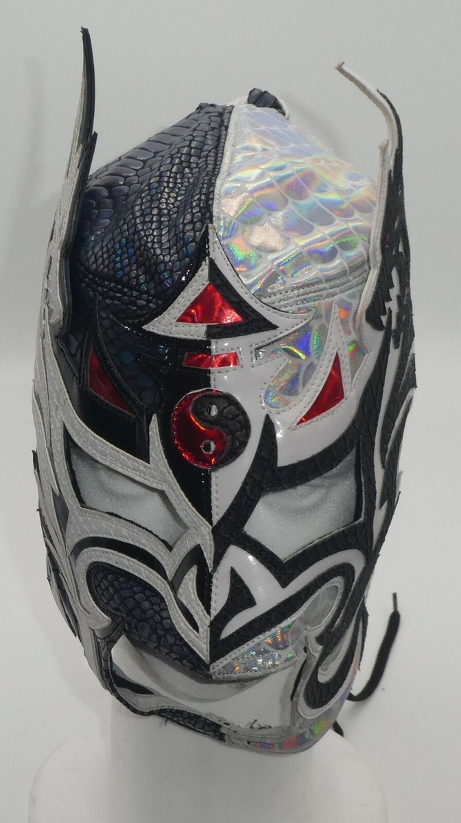 Dragon Lee Signed Ring Worn &Used Mask BAS COA New Japan Pro
