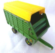 Vintage John Deere ERTL Green Farm Covered Forage Wagon Trailer Die Cast Metal