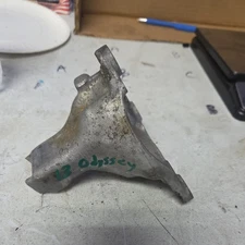 2011-2017 Honda Odyssey Front Engine Mount Base Frame Bracket