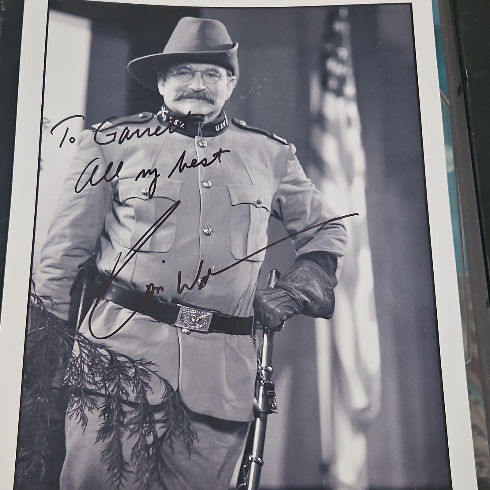 Signed Robin Williams 8x10 Photo