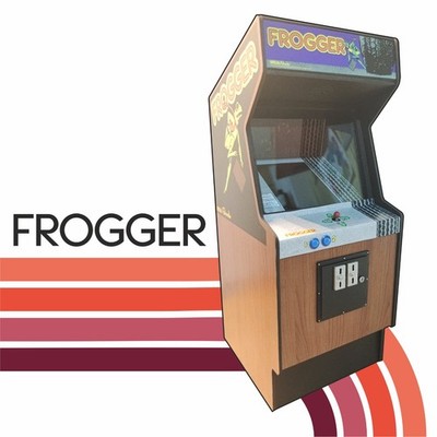 Frogger 1/6 scale mini working arcade cabinet (Playscale, New Wave