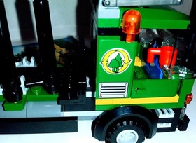 LEGO CITY: Logging Truck (60059) #18 Retired Building toys 4 kids @ Christmas