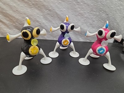 2006 McDonalds Zizzle iZ Tripod Robot Happy Meal Figures 3 Pink