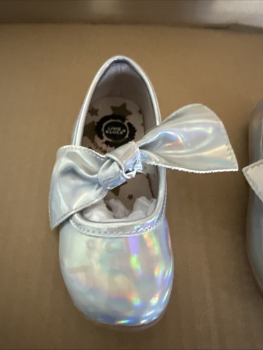Livie & Luca Shoes Halley Silver Shimmer Reflective Size 6 New! - Picture 3 of 7