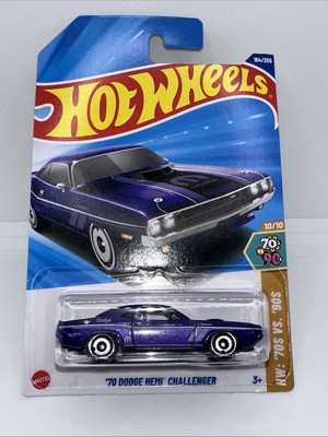 2025 Hot Wheels H Case 70s Vs. 90s #164 70 Dodge Hemi Challenger Purple