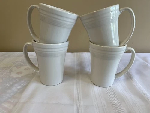 Fiesta Bistro Latte Mugs, Lot of 4 White. New. Capacity of 18 oz.