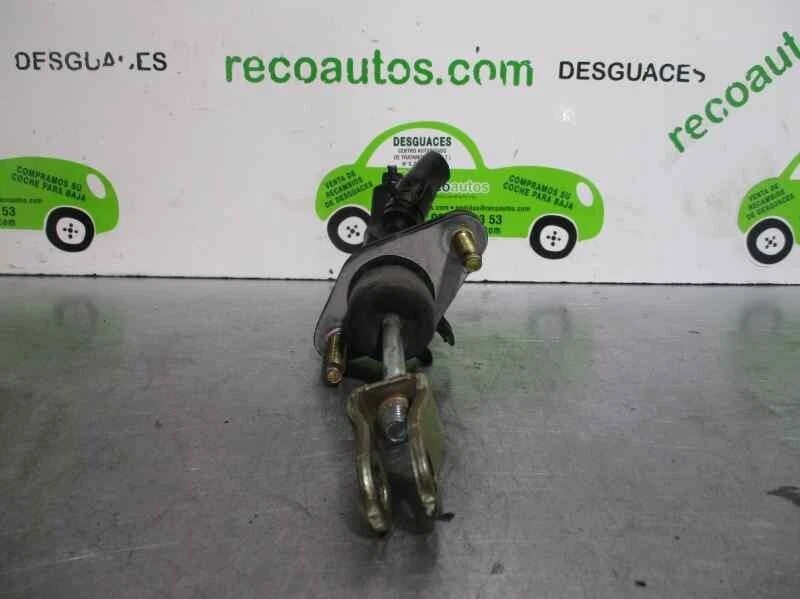 pompe d embrayage pour HYUNDAI GETZ (TB) 1.5 CRDI CAT 2002 1896568 - Photo 2/4