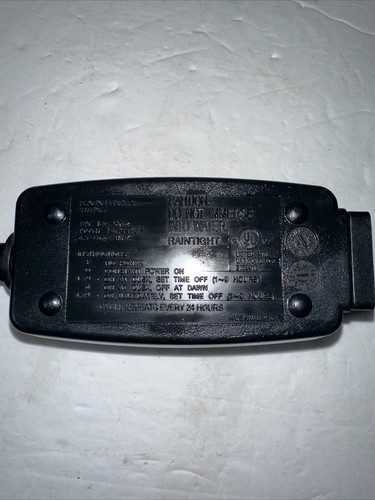 Raintight Photo Electric Switch, 120Vac. 1000W 6.6Amp Tungsten Timer E169911 - Picture 7 of 9