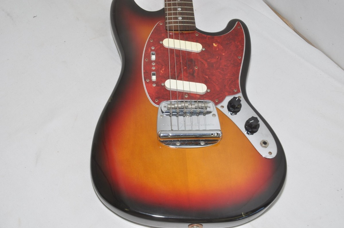 Fender Japan MUSTANG Serial No.U005238 Electric Guitar Ref