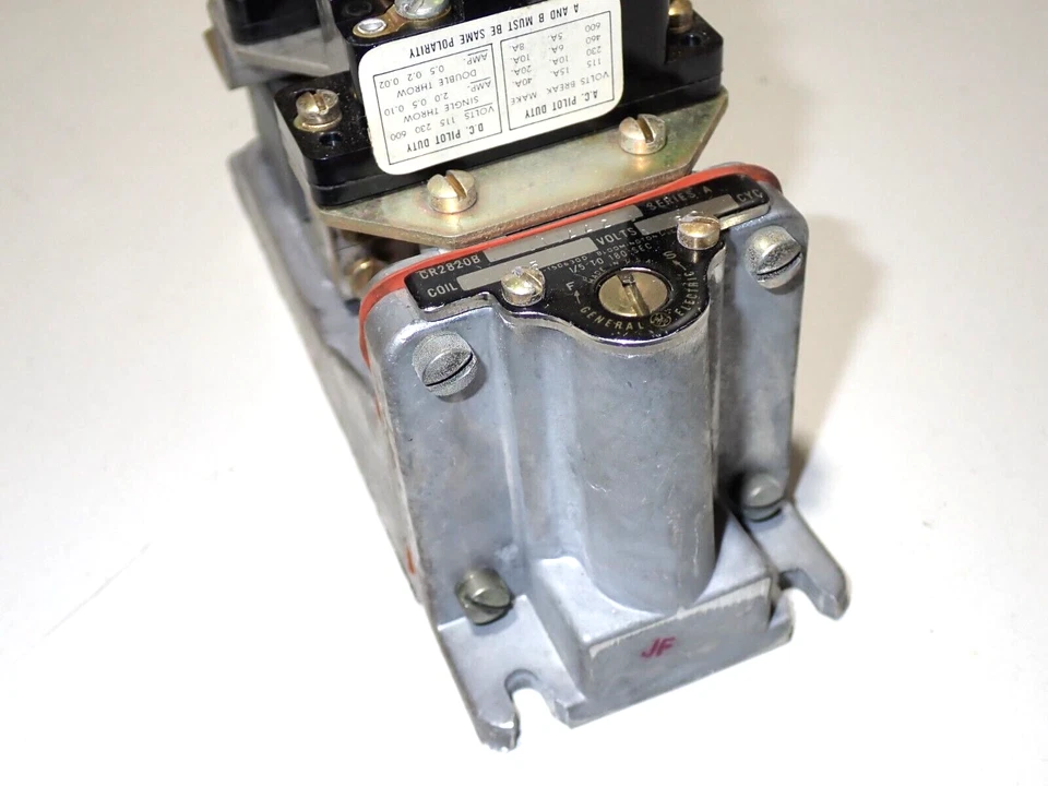 GTE 143105 自动电动旋转延迟开关全新 — 第 3/4 张图片