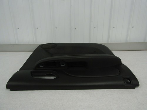 GMC YUKON XL 1500: Left Rear Door Trim Panel 2011 - Picture 2 of 3