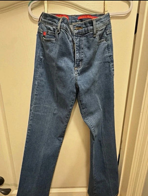 Not your daughters jeans tummy control