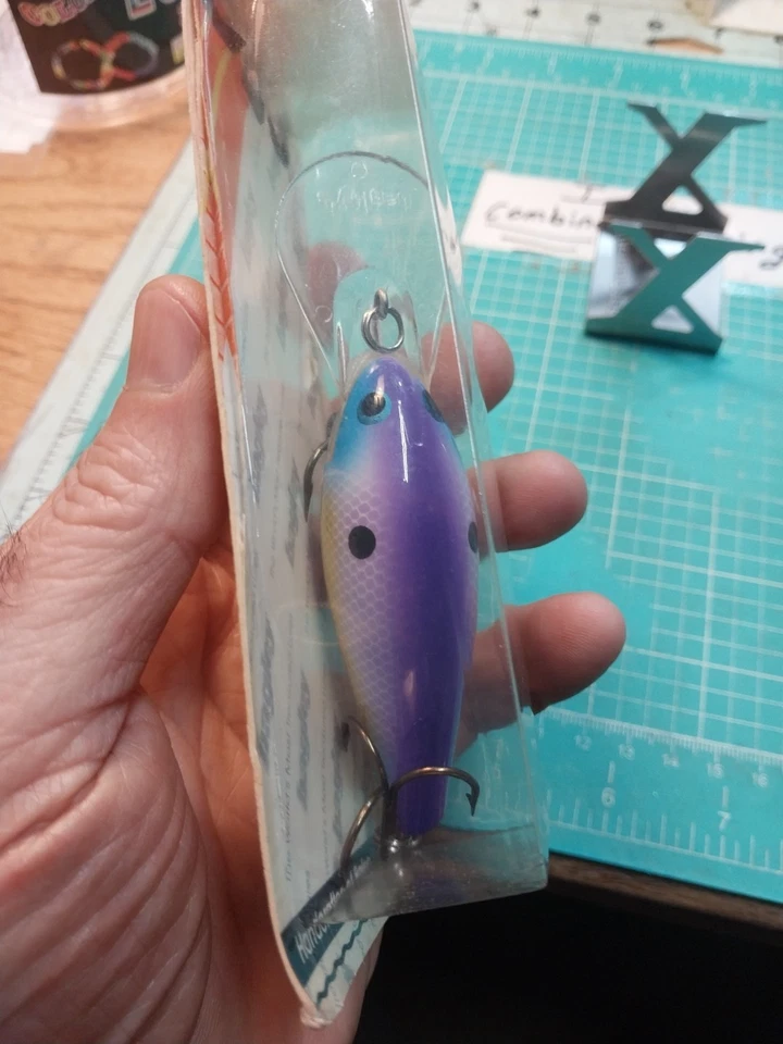 Huevo de Pascua Bagley Crankbait Db3 de colección 84G hay cinta en el extremo de la caja Foto 4 de 4