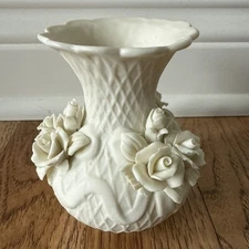 Vintage White Vase Matte Ceramic 3D Raised Relief w/ Applied Flower Bouquet READ